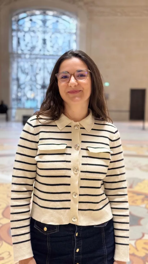 Yolene, private French teacher in Paris